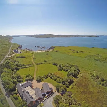 Dolphin Beach Country House