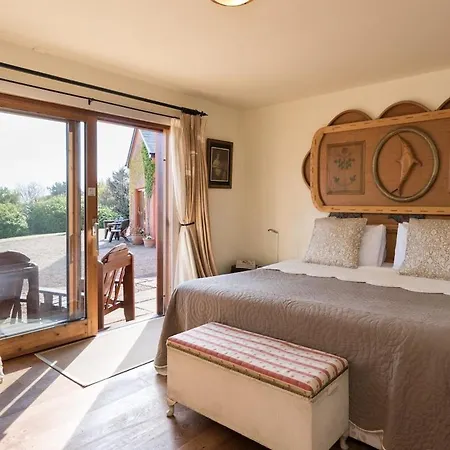 Σπίτι διακοπών Dolphin Beach Country House
