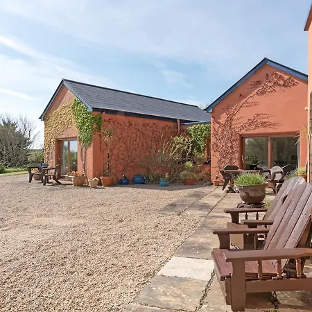 Dolphin Beach Country House * Clifden